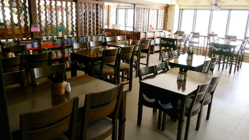 West Gorordo Hotel Cebu Buitenkant foto