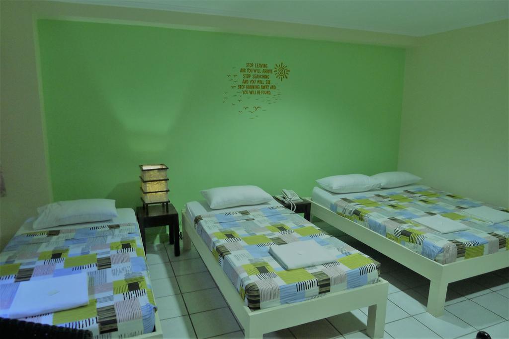 West Gorordo Hotel Cebu Buitenkant foto