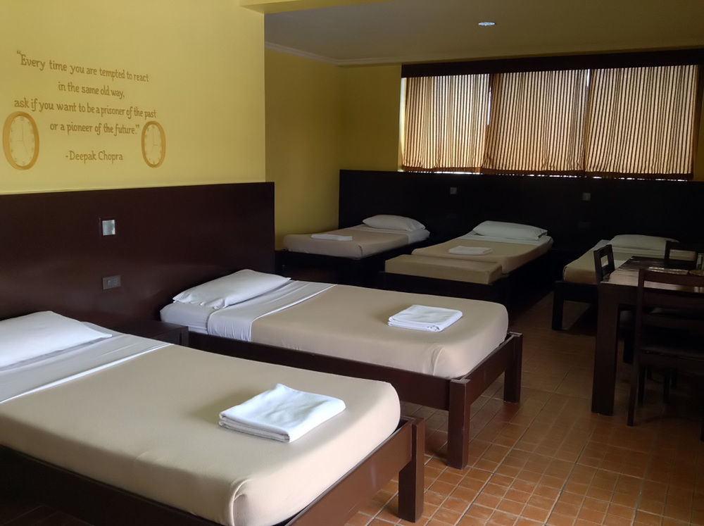 West Gorordo Hotel Cebu Buitenkant foto